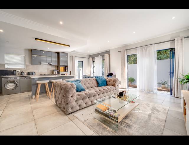 3 BEDROOM CLUSTER FOR SALE IN BRYANSTON